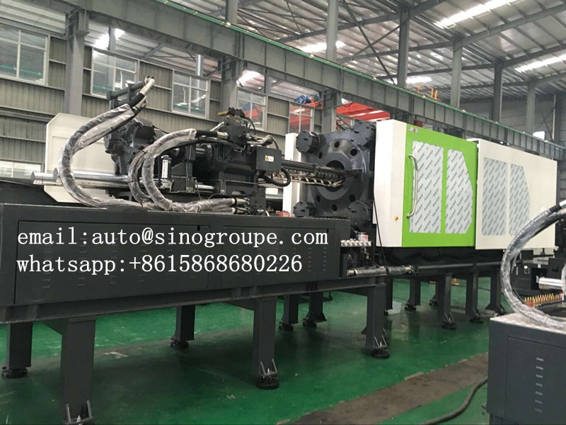 Plastic Injection Molding Machine